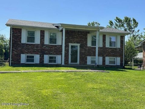 Photo of 107 Belaire Dr, Rineyville, KY 40162 (MLS # 1717477)