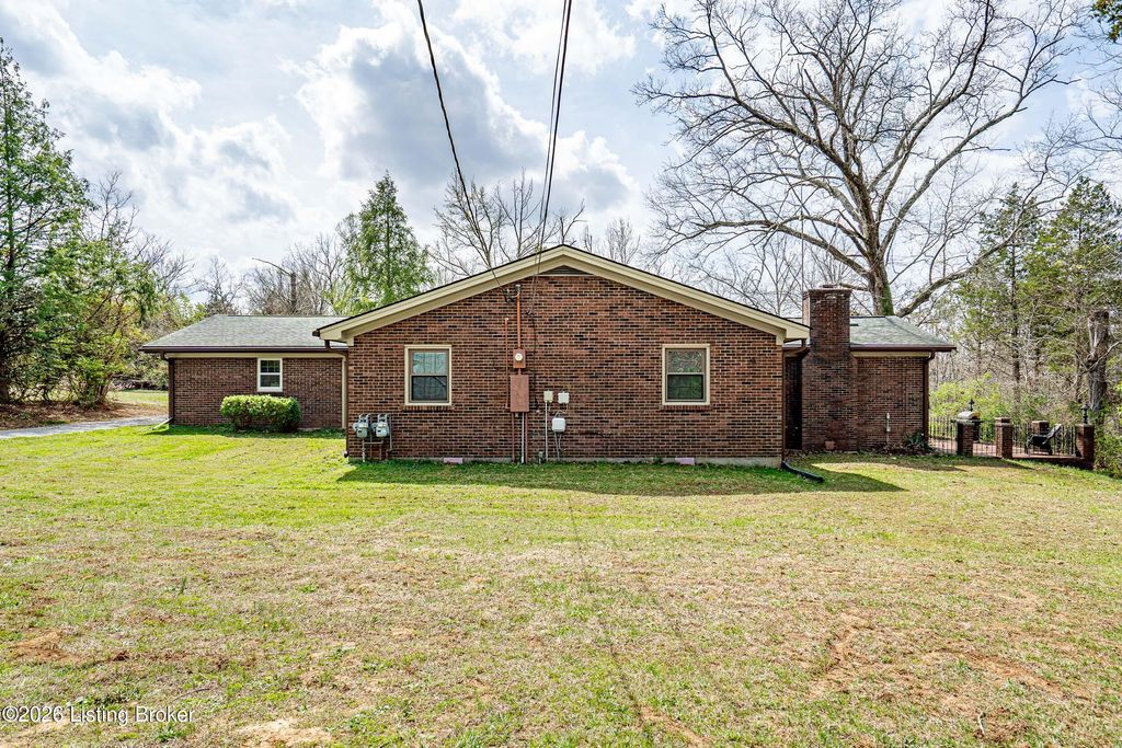 Photo of 11603 Brentlinger Ln, Louisville, KY 40291 (MLS # 1713464)