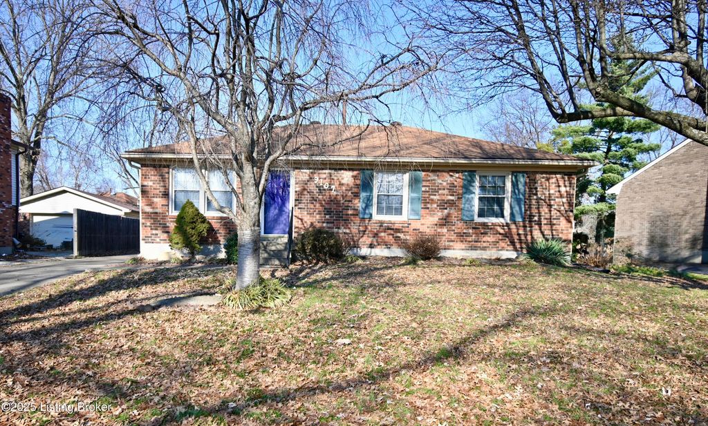 Photo of 9107 Danby Ct, Louisville, KY 40291 (MLS # 1705493)