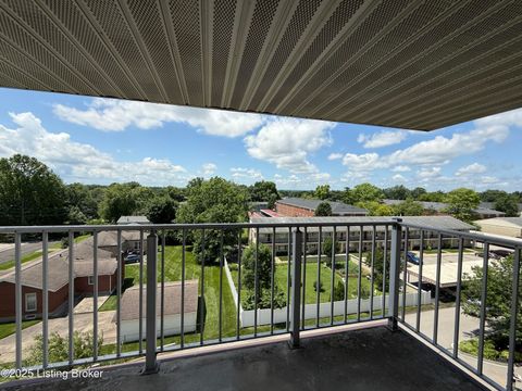 Photo of 3030 Breckenridge Ln #APT 536, Louisville, KY 40220 (MLS # 1707824)