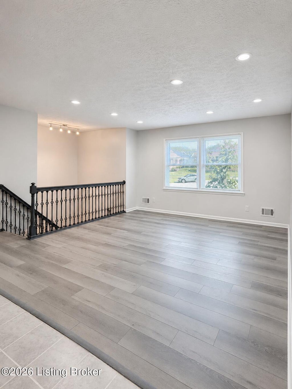 Photo of 5109 Volney Ct, Louisville, KY 40291 (MLS # 1724749)