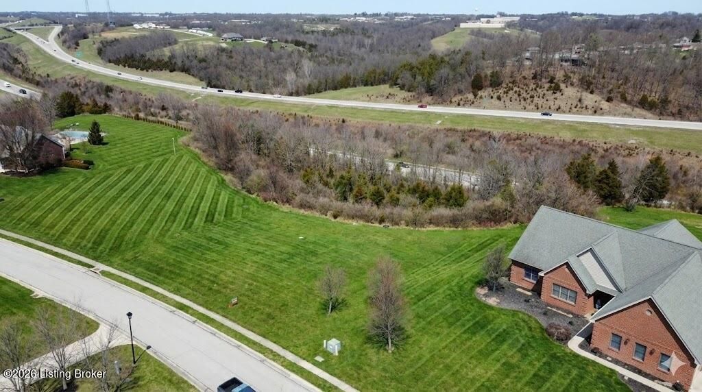 Photo of 112 Lynnwood Dr, Willamstown, KY 41097 (MLS # 1707393)