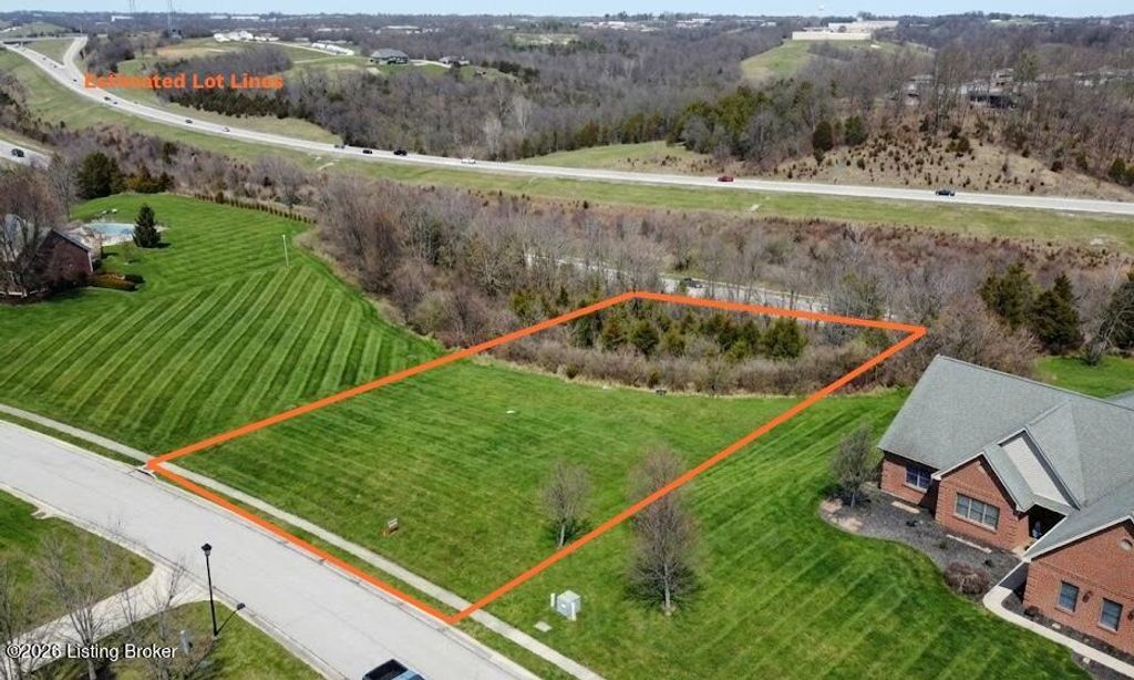 Photo of 112 Lynnwood Dr, Willamstown, KY 41097 (MLS # 1707393)