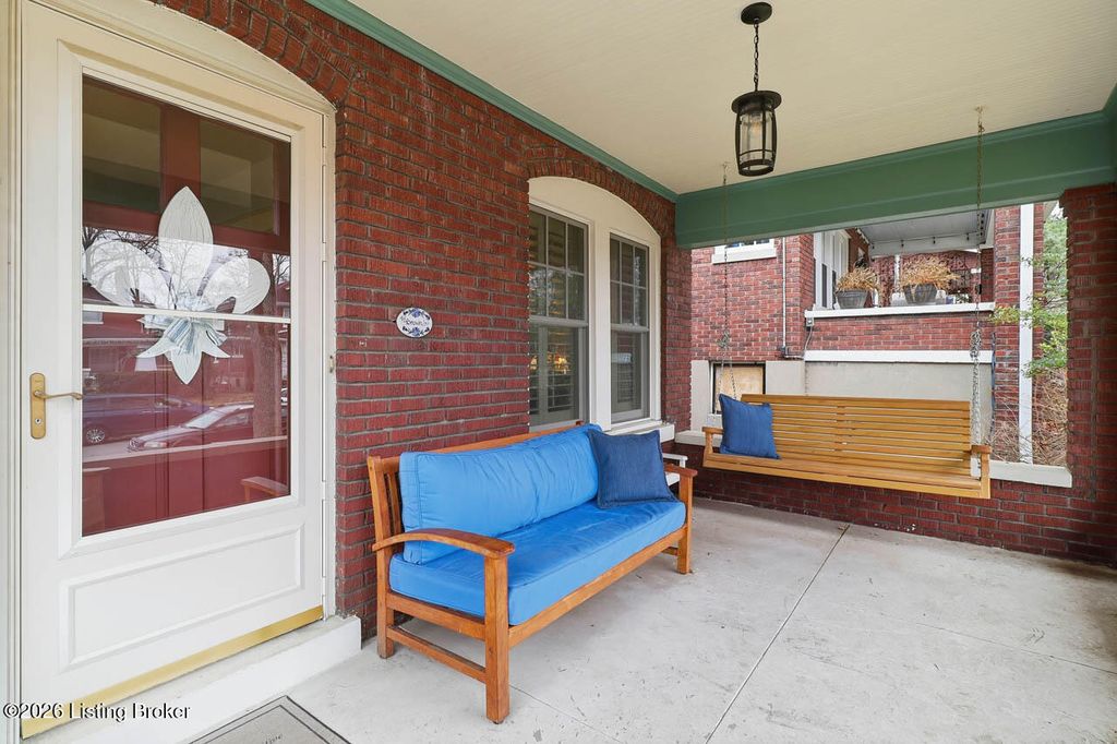 Photo of 2239 Boulevard Napoleon, Louisville, KY 40205 (MLS # 1709284)