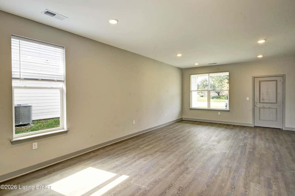 Photo of 11703 Longevity Ln, Louisville, KY 40272 (MLS # 1727045)