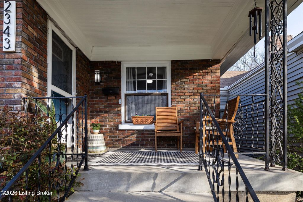 Photo of 2343 Payne St, Louisville, KY 40206 (MLS # 1712426)