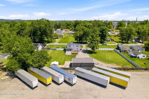 Tiny photo for 4212 Bubbling Over Dr, Louisville, KY 40216 (MLS # 1730247)