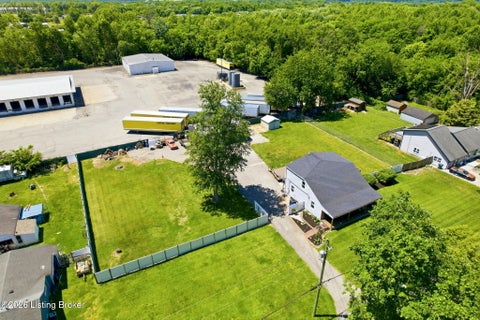 Tiny photo for 4212 Bubbling Over Dr, Louisville, KY 40216 (MLS # 1730247)
