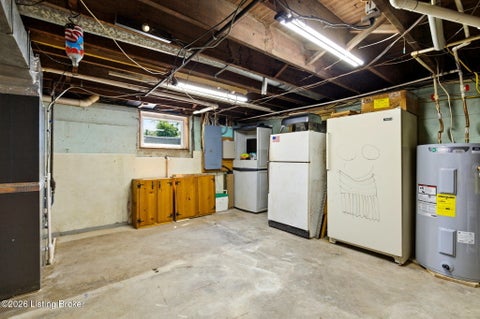 Tiny photo for 4212 Bubbling Over Dr, Louisville, KY 40216 (MLS # 1730247)