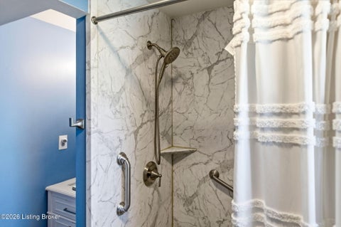 Tiny photo for 4212 Bubbling Over Dr, Louisville, KY 40216 (MLS # 1730247)