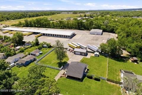 Tiny photo for 4212 Bubbling Over Dr, Louisville, KY 40216 (MLS # 1730247)