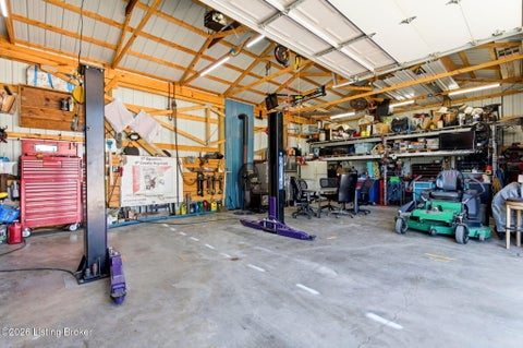 Tiny photo for 4212 Bubbling Over Dr, Louisville, KY 40216 (MLS # 1730247)