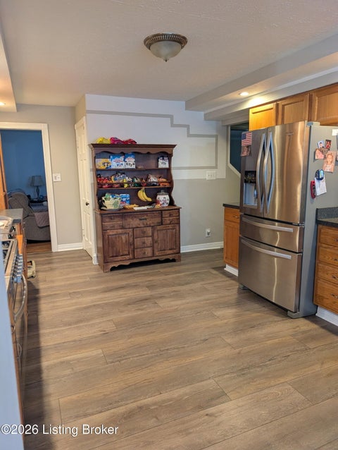 Tiny photo for 4212 Bubbling Over Dr, Louisville, KY 40216 (MLS # 1730247)