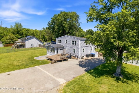 Tiny photo for 4212 Bubbling Over Dr, Louisville, KY 40216 (MLS # 1730247)