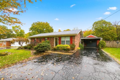Photo of 2433 Armstrong Ln, Mt Washington, KY 40047 (MLS # 1702239)