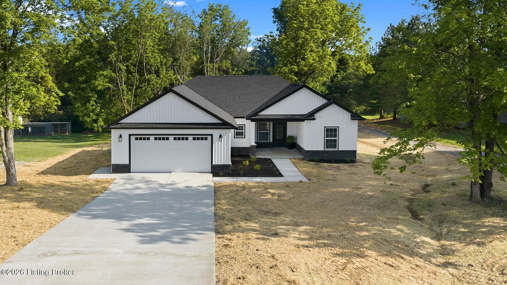 Photo of 995 Lawrence St, Brandenburg, KY 40108 (MLS # 1717671)