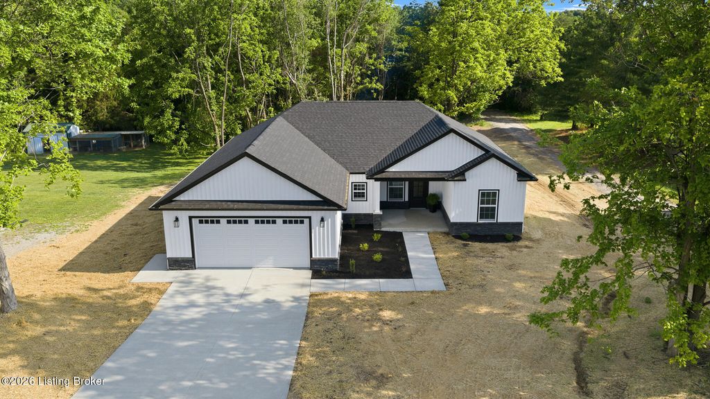 Photo of 995 Lawrence St, Brandenburg, KY 40108 (MLS # 1717671)