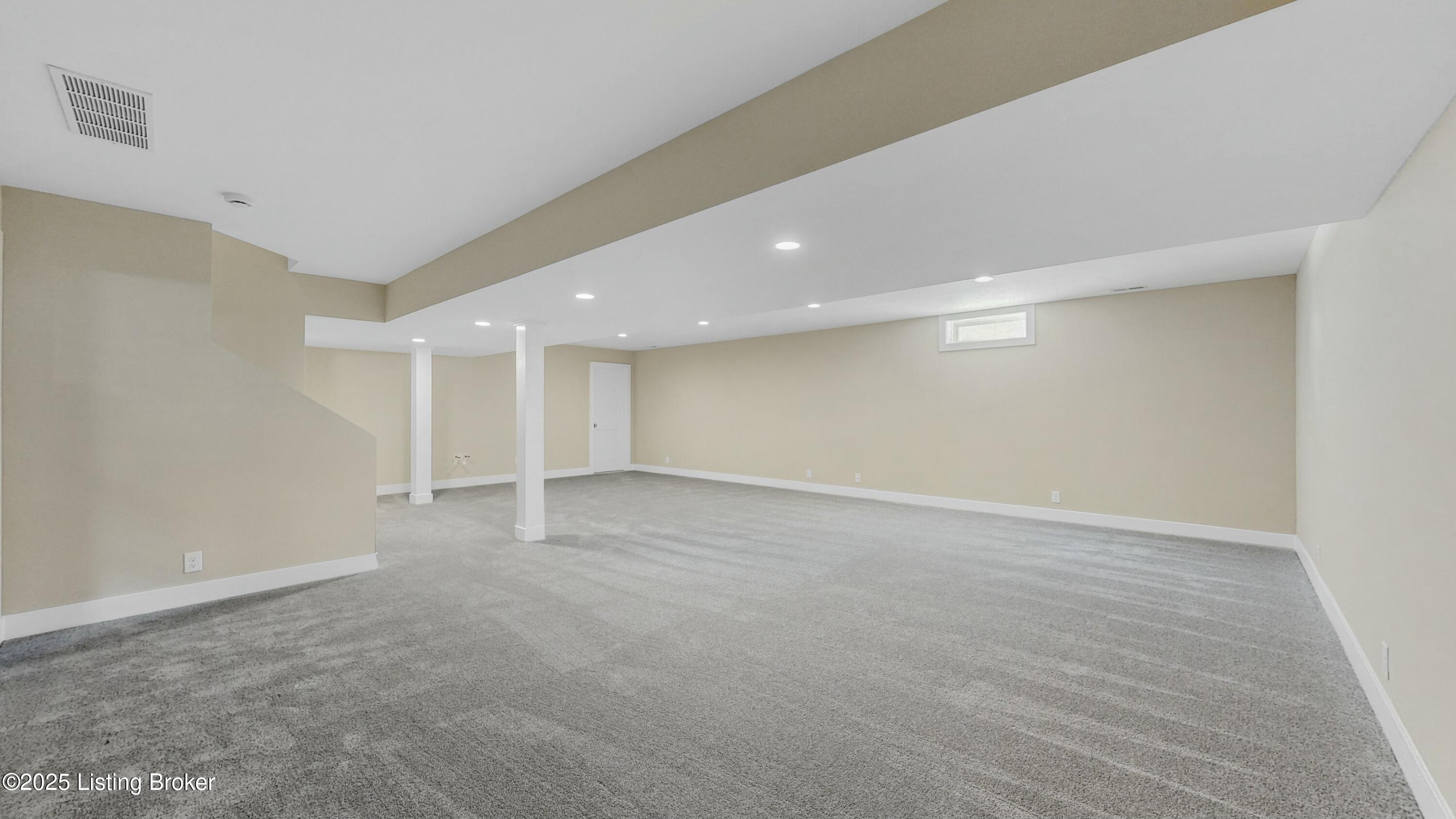 12314 Vanherr Dr, Louisville, Kentucky image 31