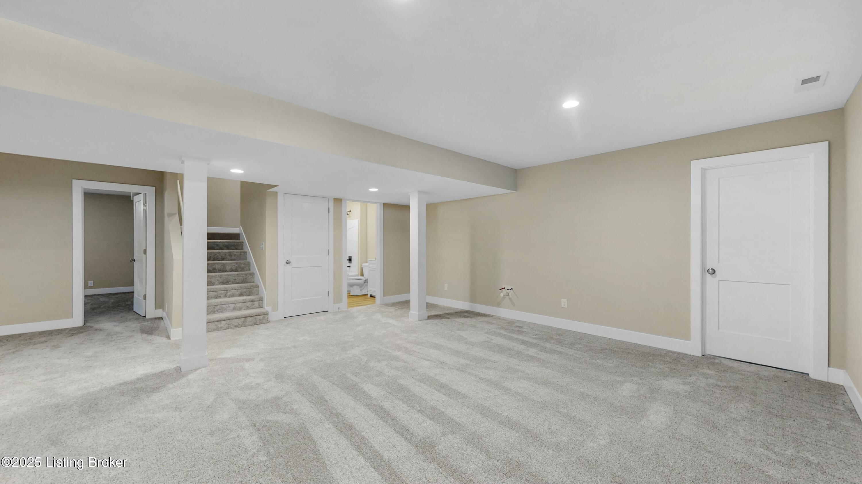 12314 Vanherr Dr, Louisville, Kentucky image 33
