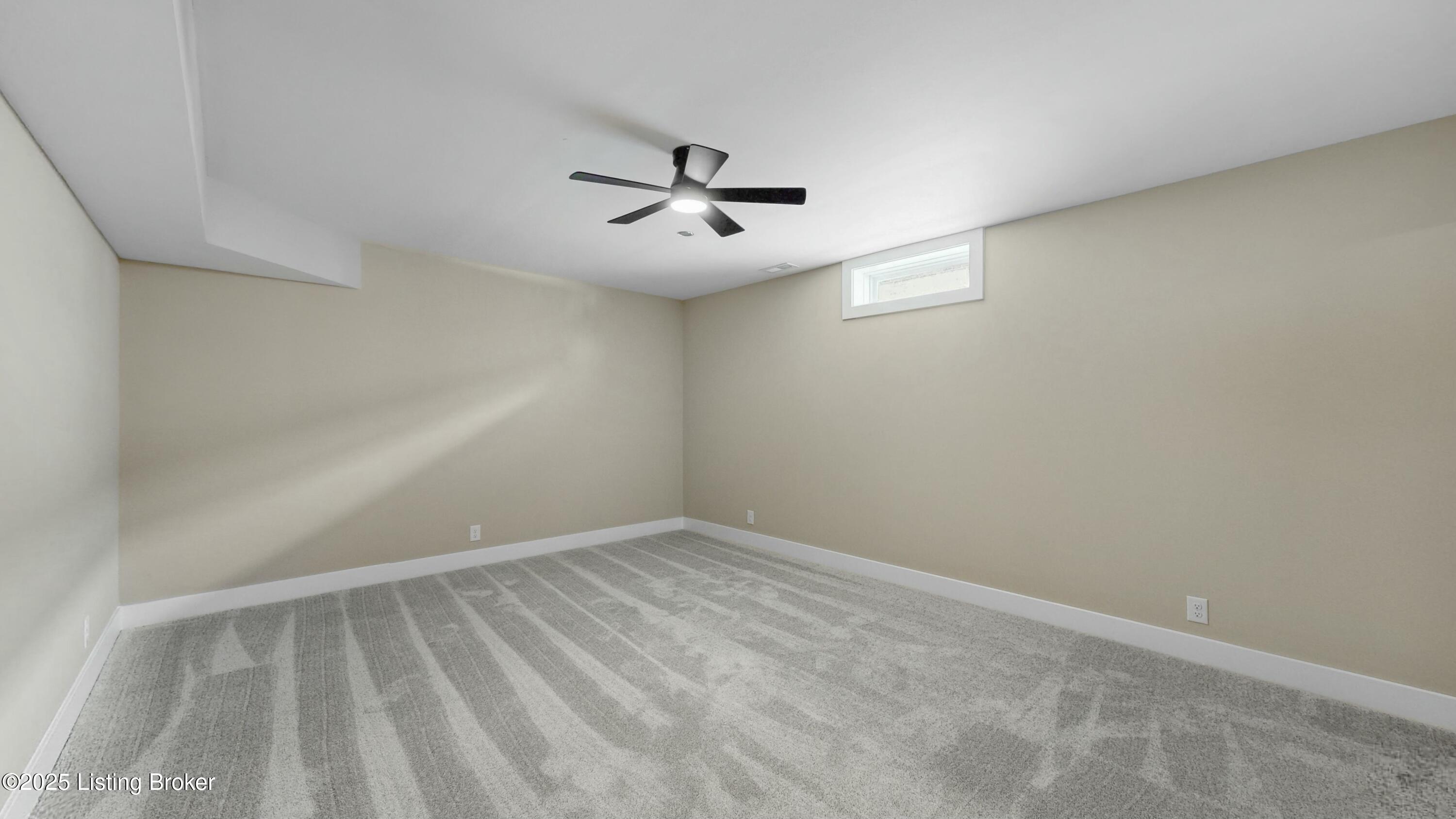 12314 Vanherr Dr, Louisville, Kentucky image 35