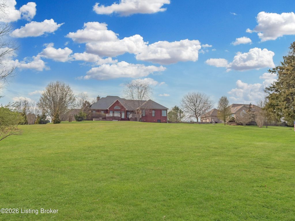 Photo of 0 Lot 167 Oak View Ct, Mt Washington, KY 40047 (MLS # 1712776)