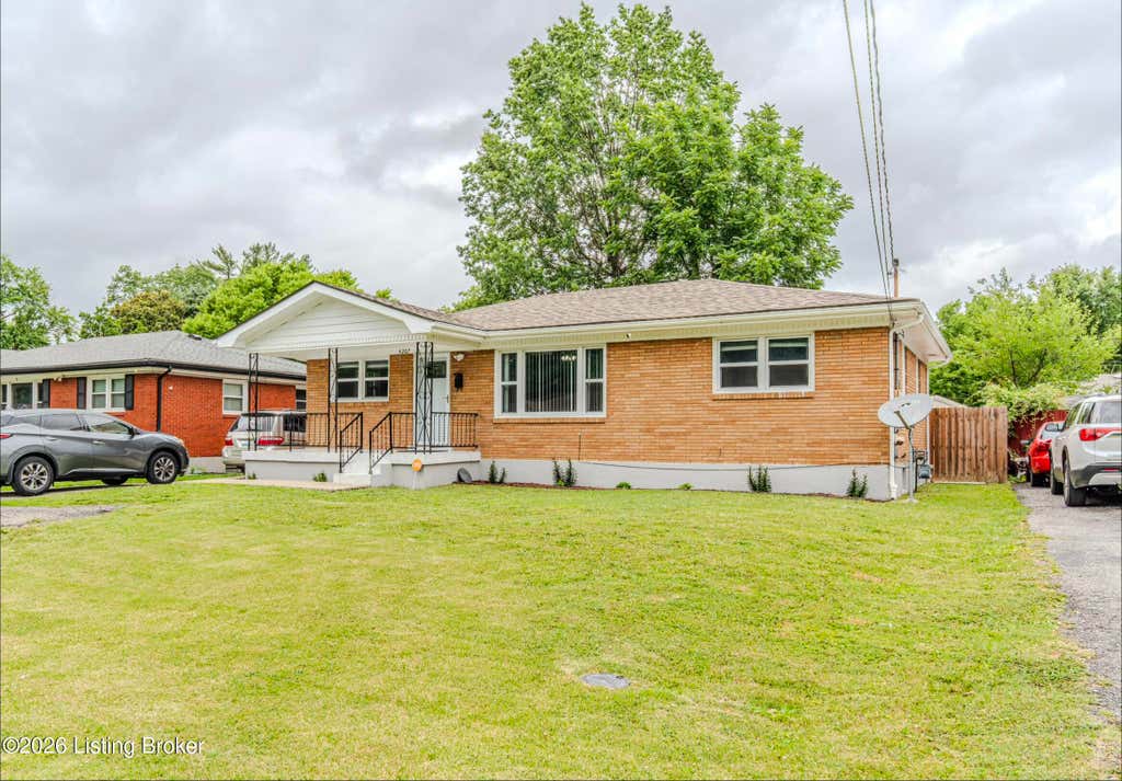 Photo of 4207 Retreat Rd, Louisville, KY 40219 (MLS # 1720015)
