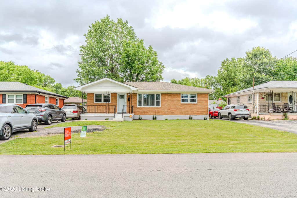 Photo of 4207 Retreat Rd, Louisville, KY 40219 (MLS # 1720015)