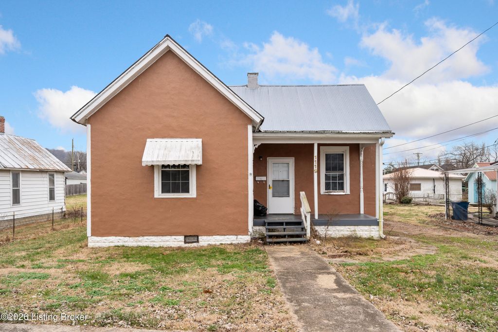 Photo of 1119 Elm St, West Point, KY 40177 (MLS # 1707204)