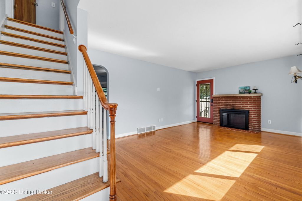 Photo of 2659 Kings Hwy, Louisville, KY 40205 (MLS # 1714675)