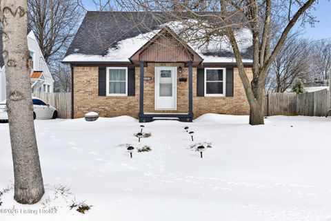 Photo of 40 Bluegrass Ct, Bardstown, KY 40004 (MLS # 1708054)