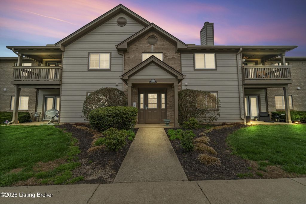 Photo of 1305 Taxus Top Ln #201, Louisville, KY 40243 (MLS # 1711547)