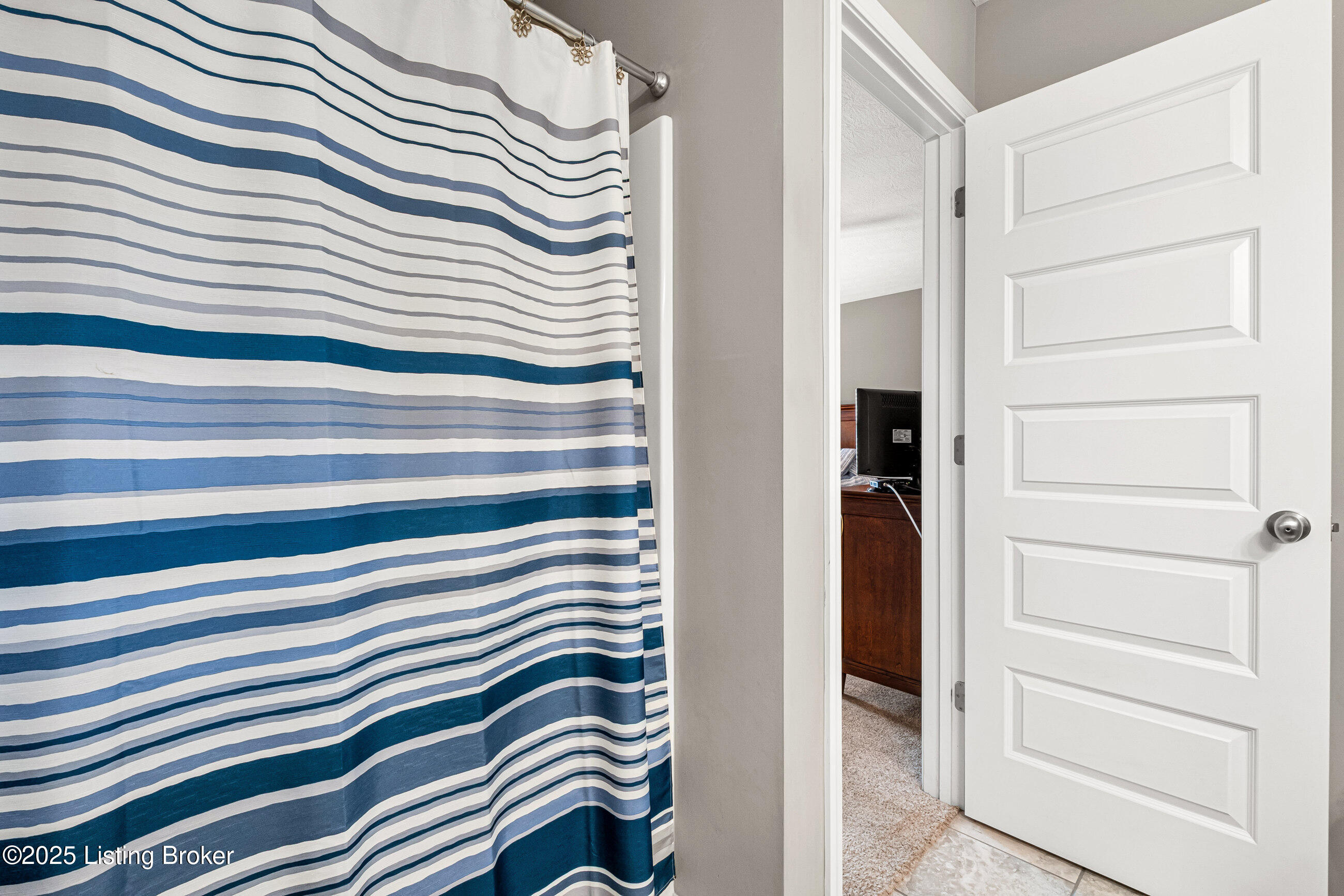 11309 Pebble Trace, Louisville, Kentucky image 14
