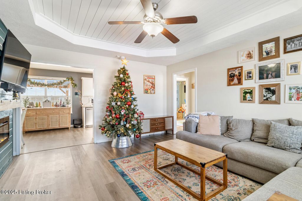 Photo of 101 Grundy Dr, Bardstown, KY 40004 (MLS # 1705370)