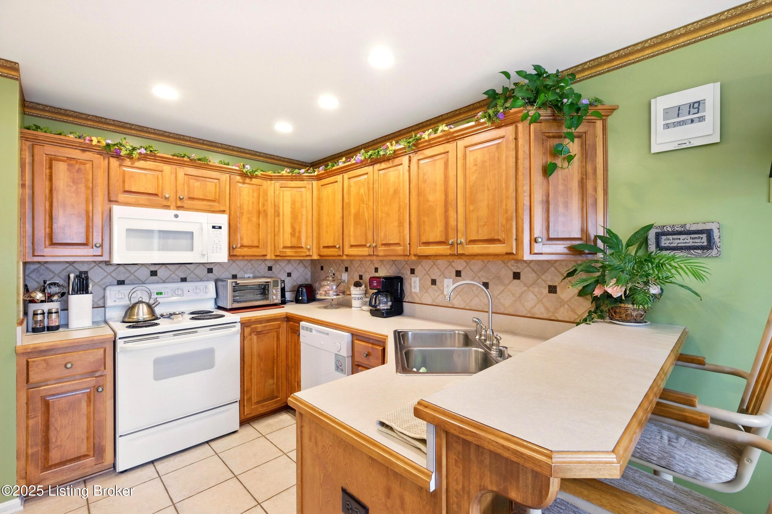 6900 Shibley Ave, Louisville, Pennsylvania image 12