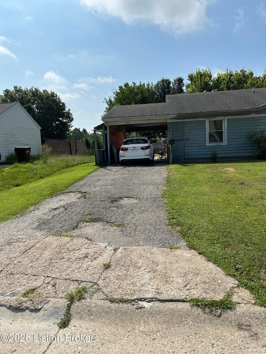 Photo of 4615 Beechbrook Rd #A &amp; B, Louisville, KY 40218 (MLS # 1725656)