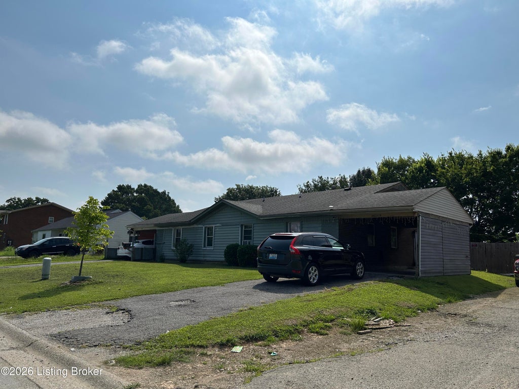 Photo of 4615 Beechbrook Rd #A &amp; B, Louisville, KY 40218 (MLS # 1725656)