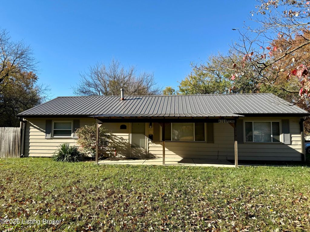 Photo of 4701 Palma Rd, Louisville, KY 40272 (MLS # 1713563)