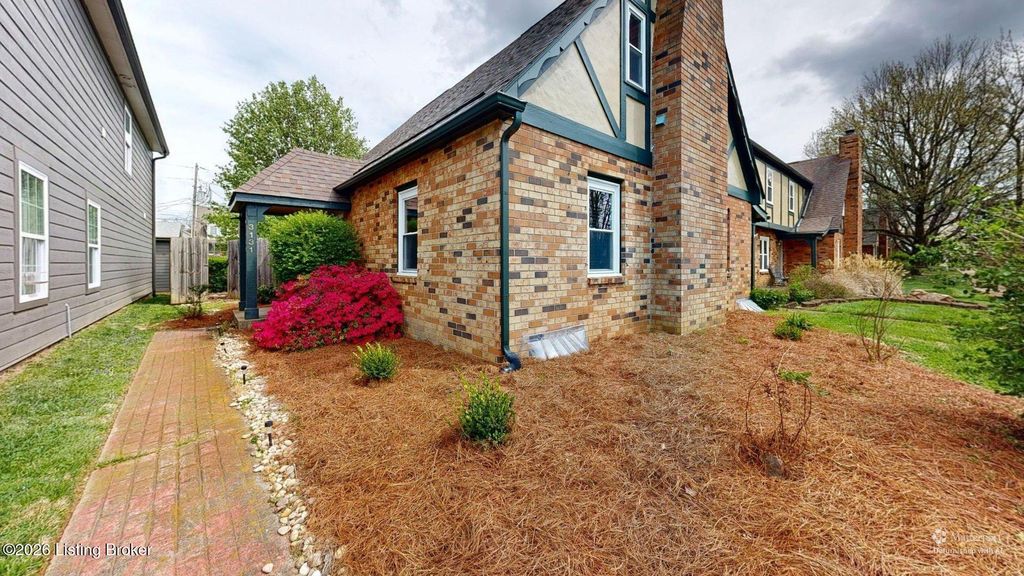 Photo of 3131 Bushmill Park, Louisville, KY 40241 (MLS # 1713385)