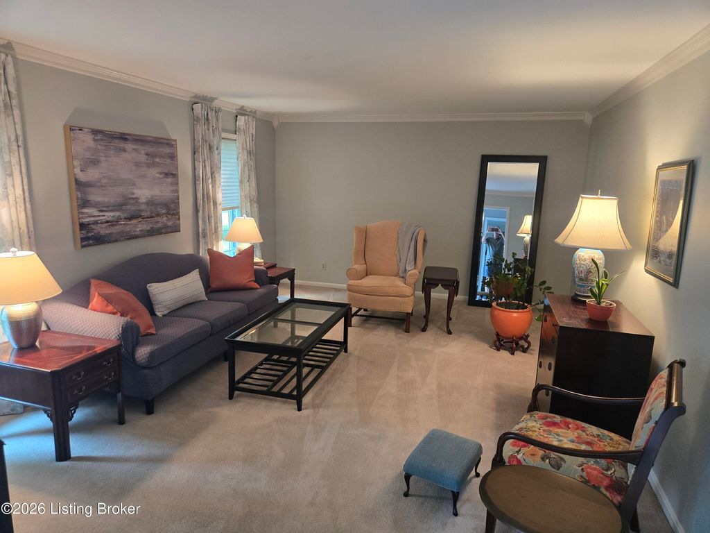 Photo of 3516 Leith Ln, Louisville, KY 40218 (MLS # 1723929)