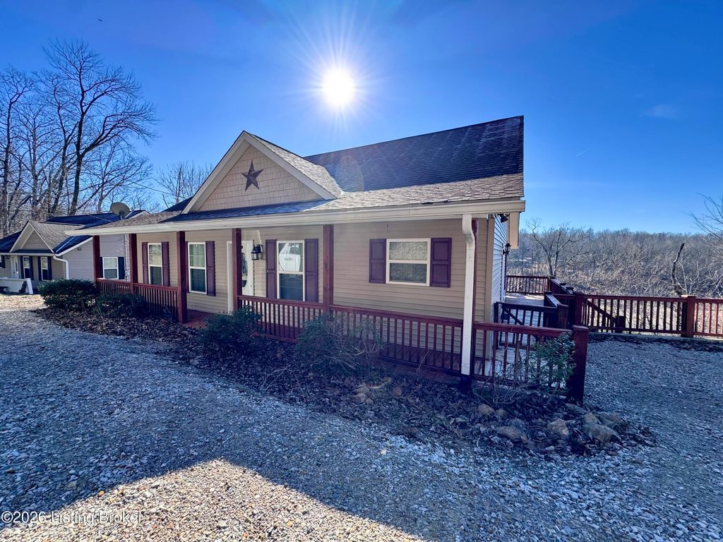 Photo of 461 N Riverbend Rd, Leitchfield, KY 42754 (MLS # 1707186)