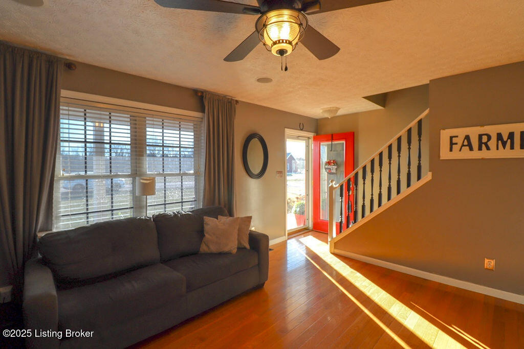 864 Meadowland Trail, Shepherdsville, Kentucky image 20