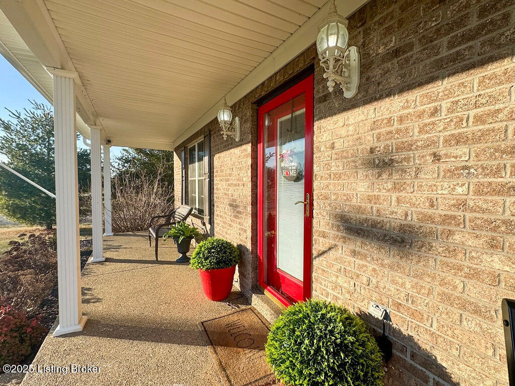 864 Meadowland Trail, Shepherdsville, Kentucky image 16