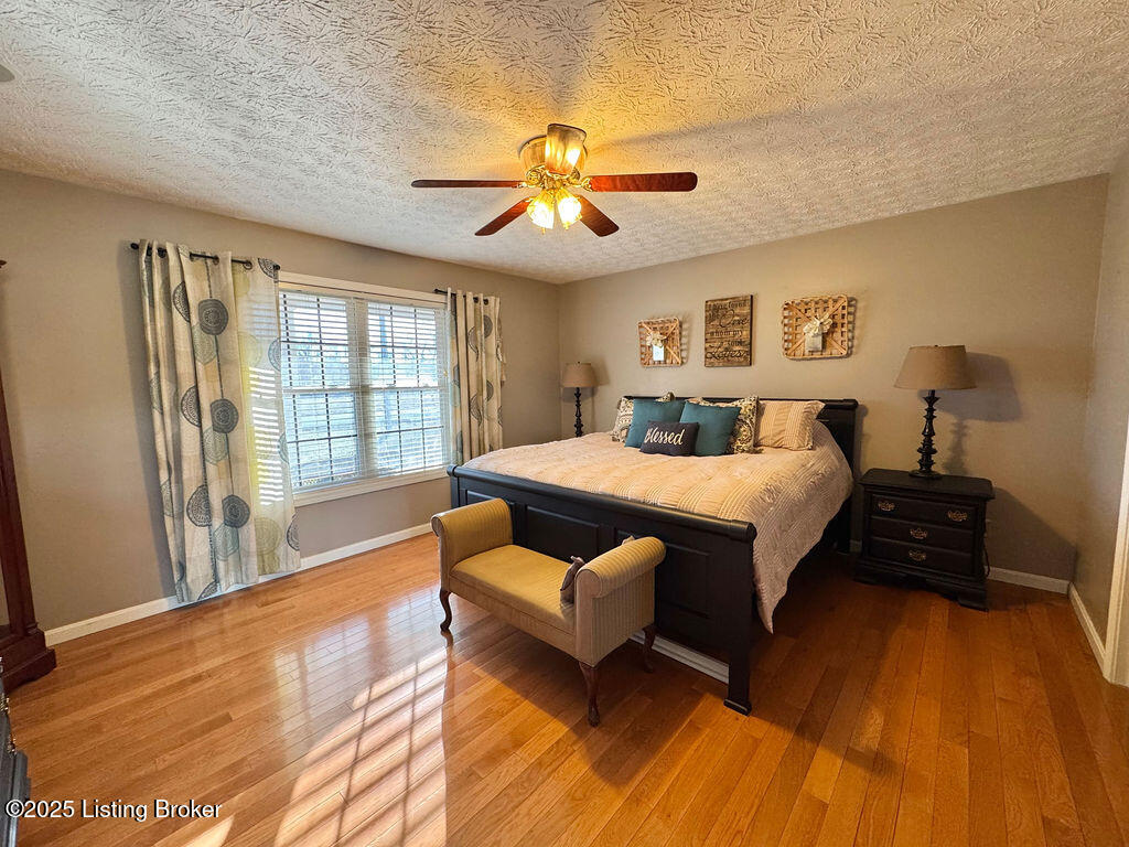 864 Meadowland Trail, Shepherdsville, Kentucky image 30