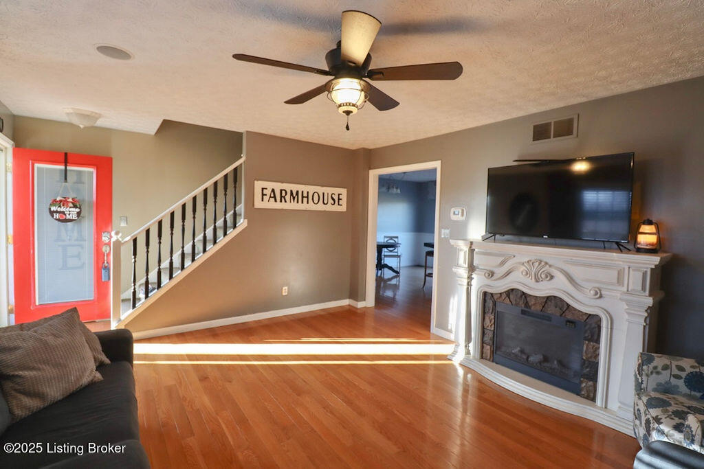 864 Meadowland Trail, Shepherdsville, Kentucky image 21