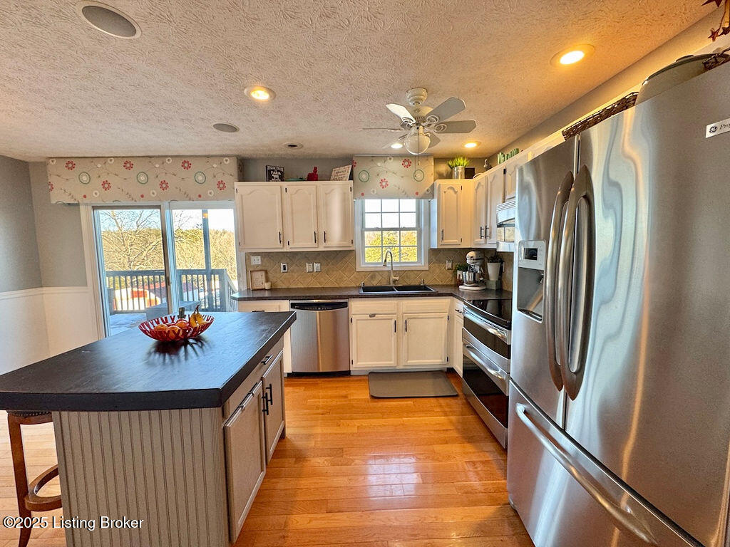 864 Meadowland Trail, Shepherdsville, Kentucky image 22