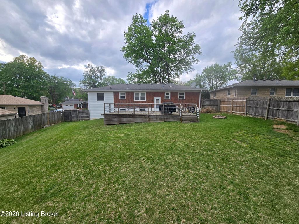 Photo of 9005 Wooddale Dr, Louisville, KY 40272 (MLS # 1714548)