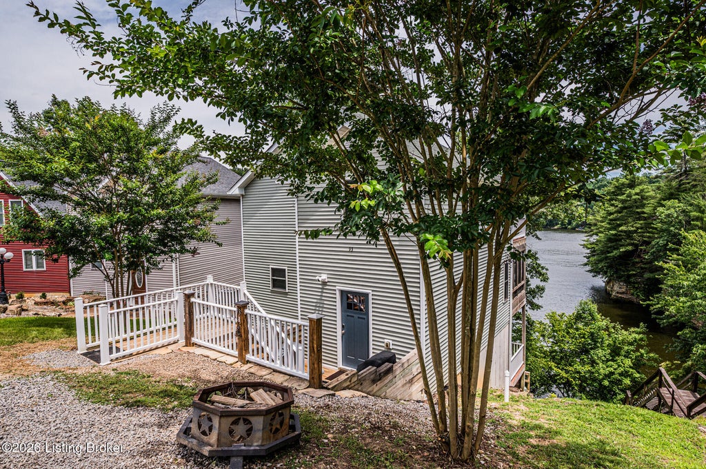 Photo of 93 Angela Way, Lewisburg, KY 42256 (MLS # 1721394)