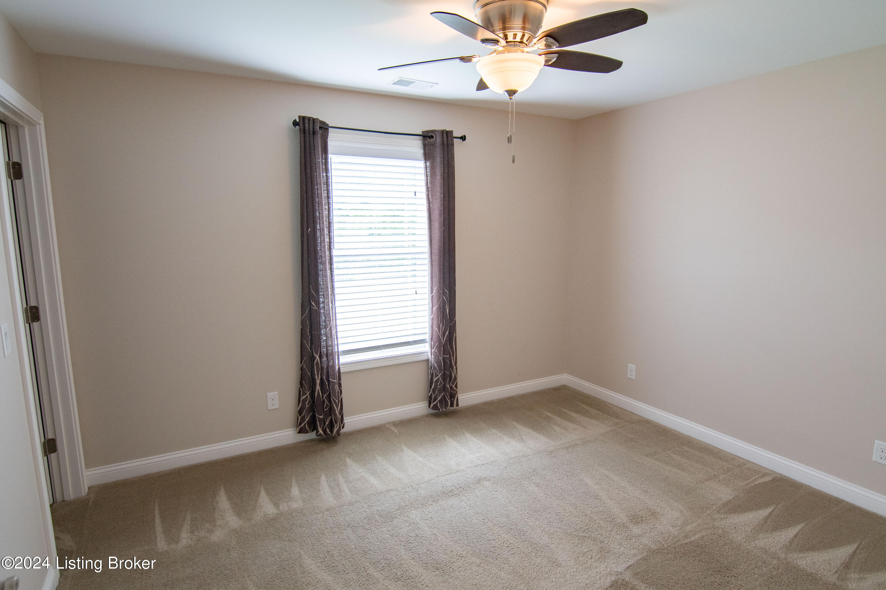 16507 Glen Lakes Dr, Louisville, Pennsylvania image 31