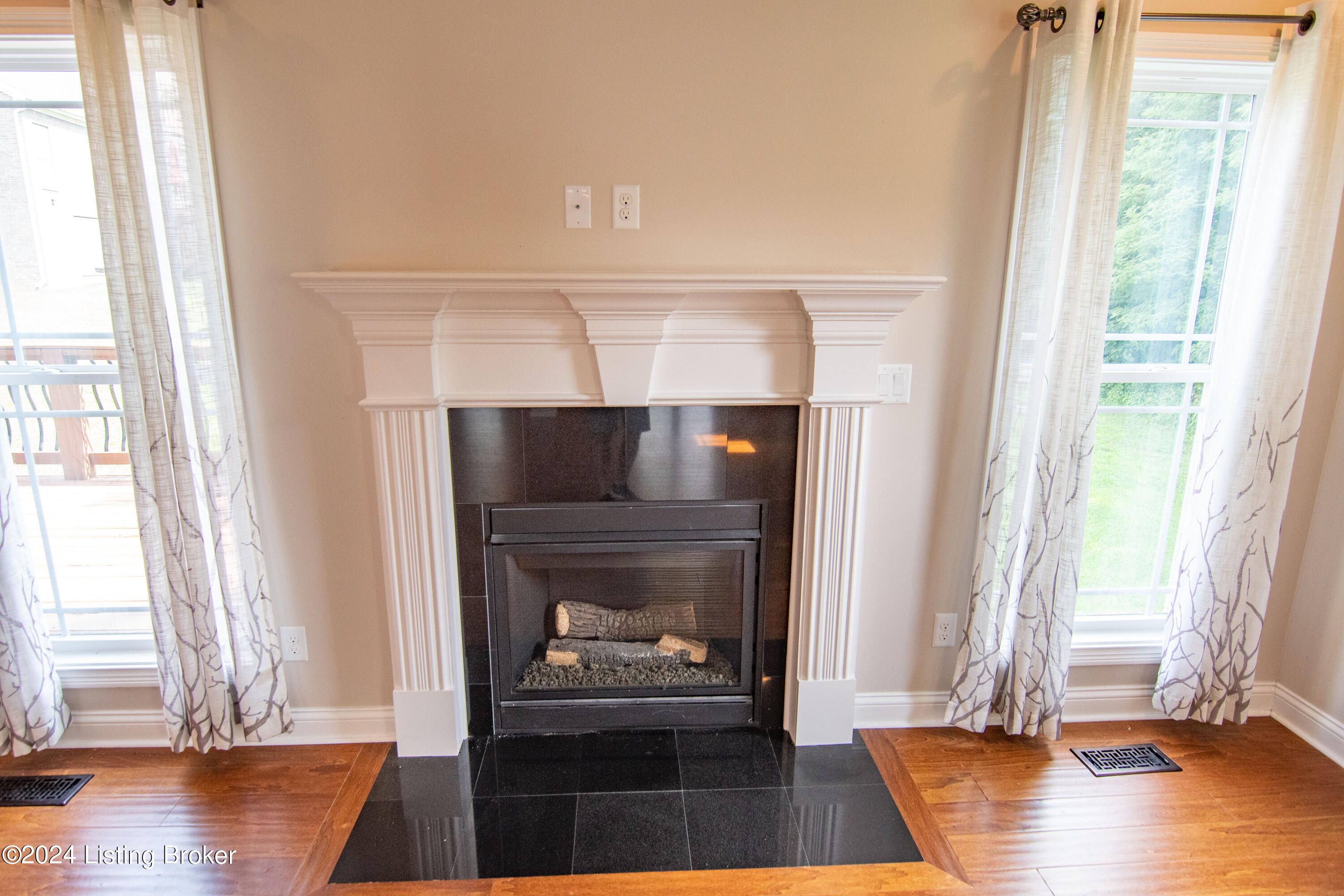 16507 Glen Lakes Dr, Louisville, Pennsylvania image 9