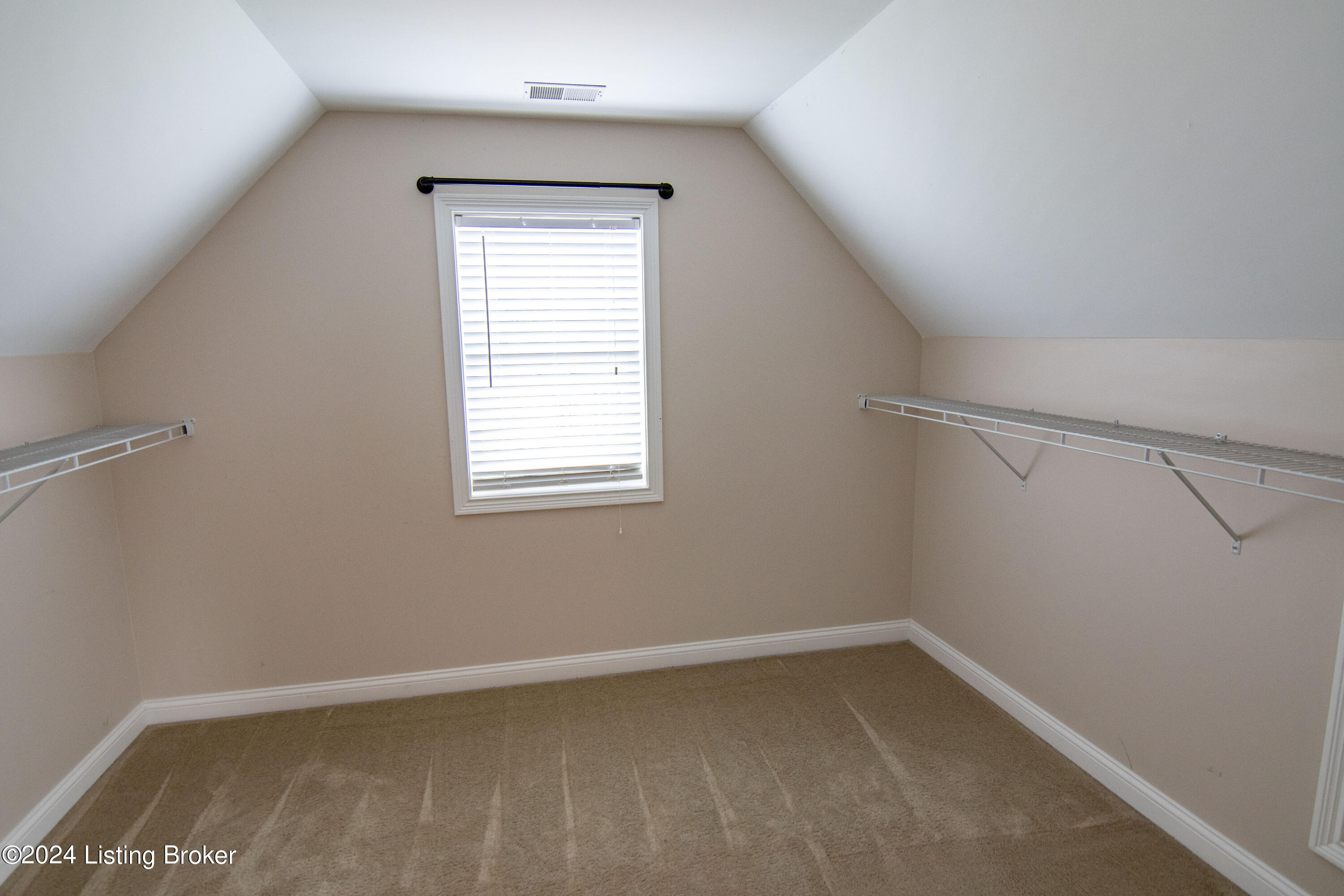 16507 Glen Lakes Dr, Louisville, Pennsylvania image 34